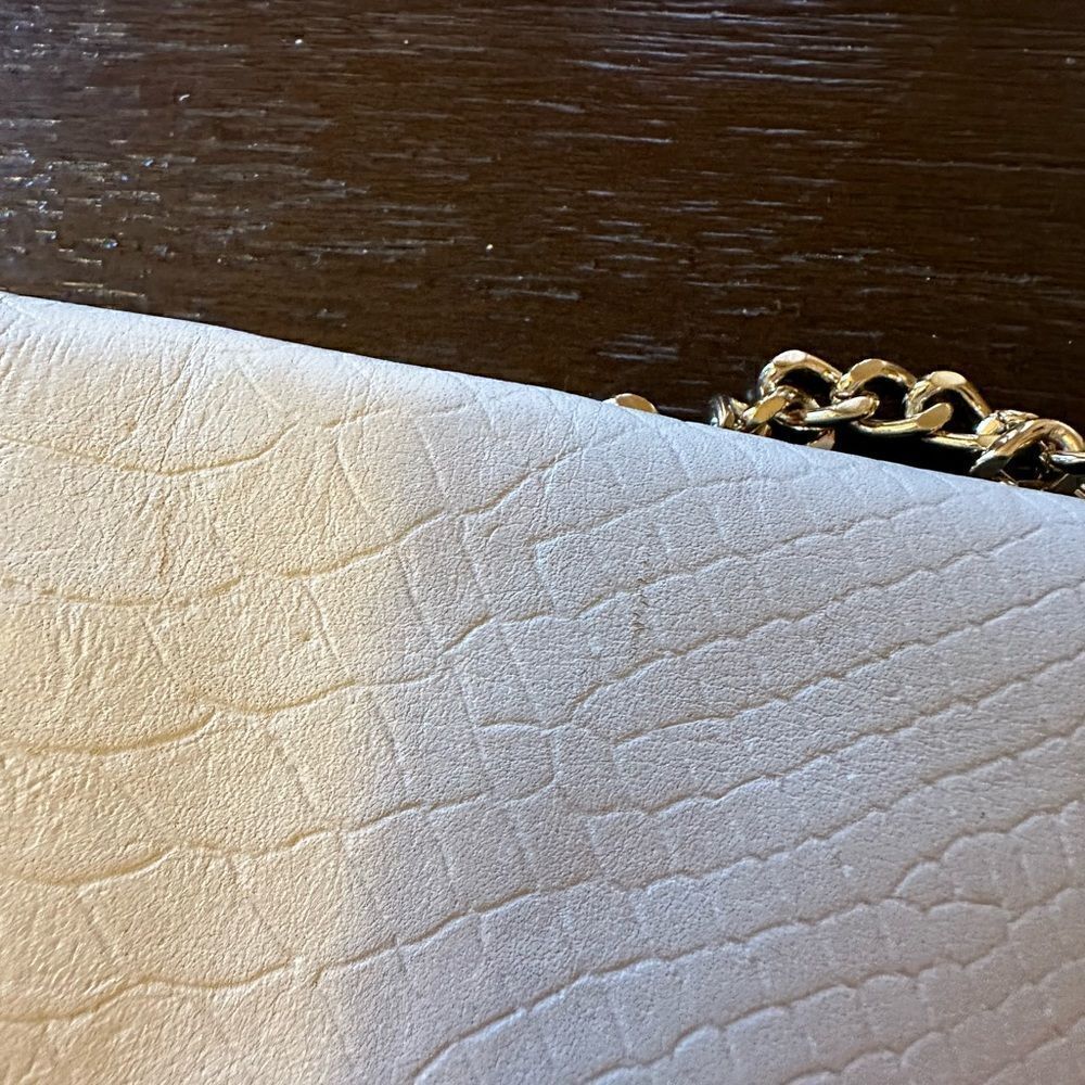 Michael Kors Cream Envelope Bag - Picture 9 of 10